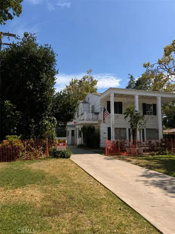 1532 E 4th, Santa Ana, CA 92701