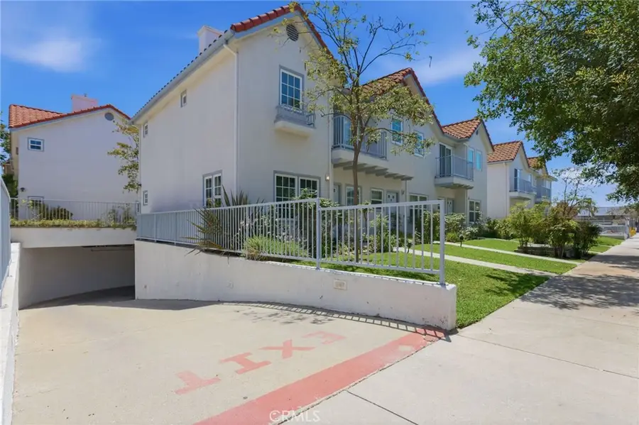 42 N Michigan #7, Pasadena, CA 91106 - #3