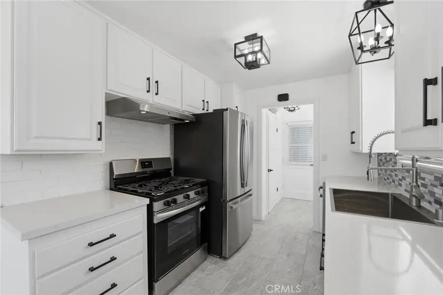 11512 213th, Lakewood, CA 90715 - #3