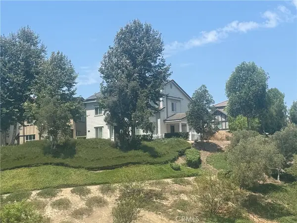 16 Bower Lane, Mission Viejo, CA 92694