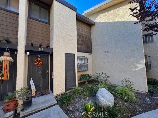 12750 Centralia Street #145, Lakewood, CA 90715