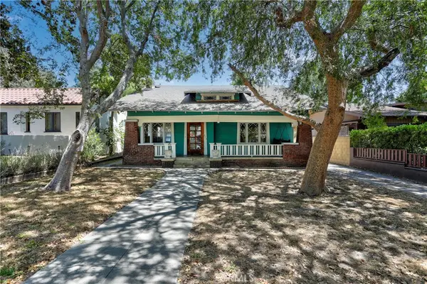 892 N Chester Avenue, Pasadena, CA 91104