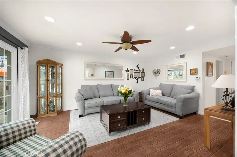 12526 Chadwell Street, Lakewood, CA 90715 - #3