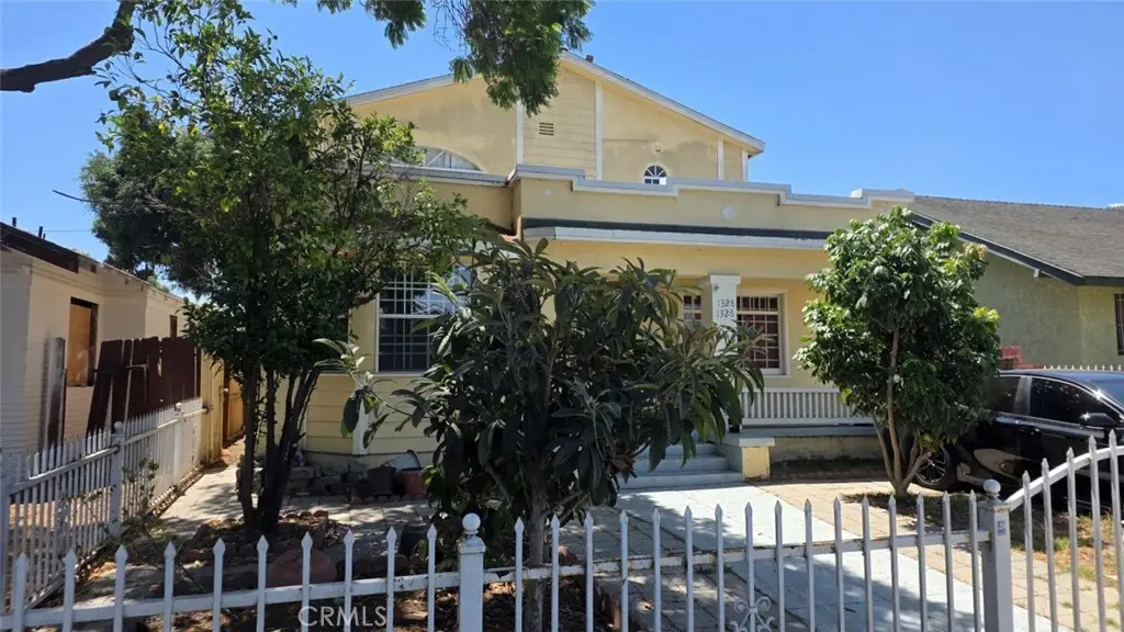1326 E 9th Street, Long Beach, CA 90813 - #1