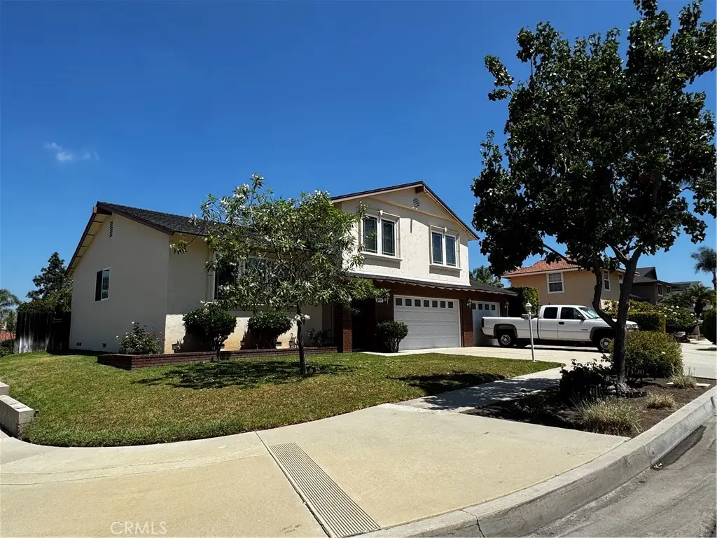 5901 E Hadrians Crescent, Anaheim, CA 92807 - #1