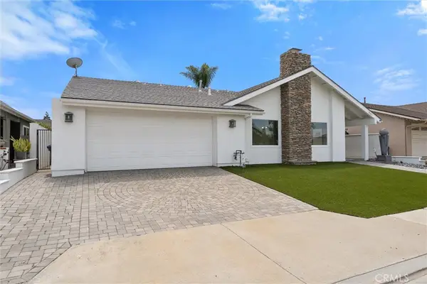 941 Jasmine Circle, Costa Mesa, CA 92626