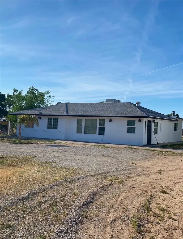 2131 W Avenue, Palmdale, CA 93551 - #1