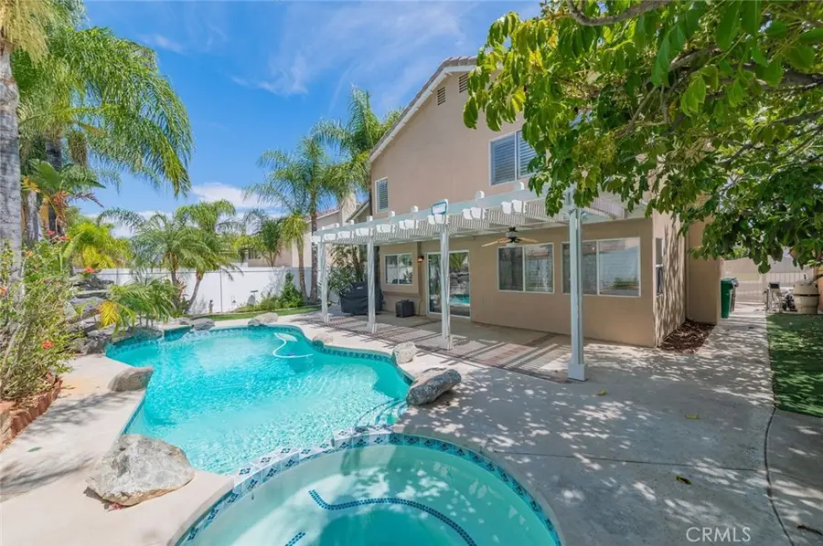 3420 New York, Corona, CA 92882 - #3