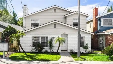 625 Orizaba #6, Long Beach, CA 90814