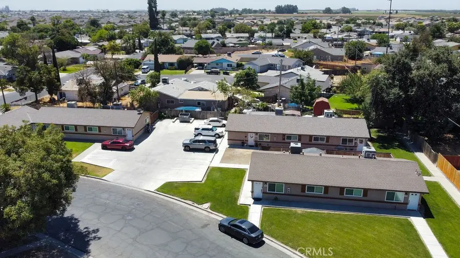 1763 Woodland Drive, Hanford, CA 93230 - #2