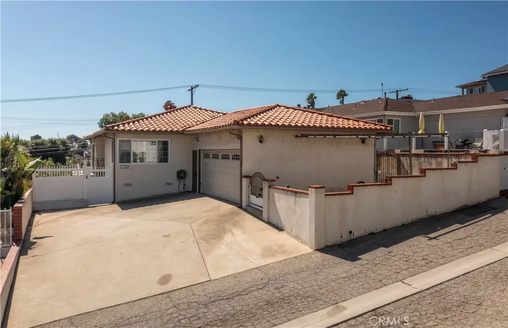 1306 W 25th, San Pedro, CA 90732 - #1