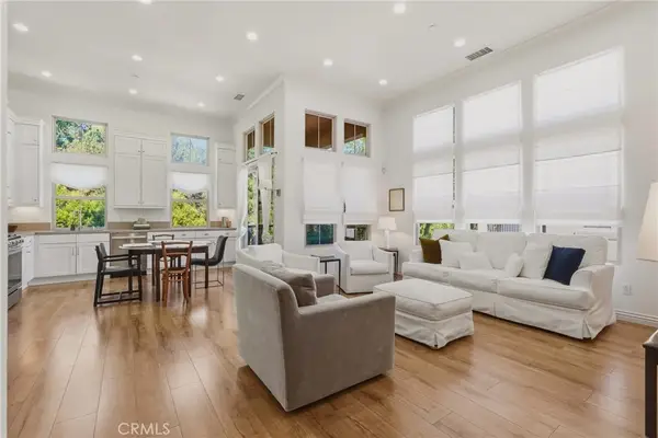240 Mayfair, Irvine, CA 92620