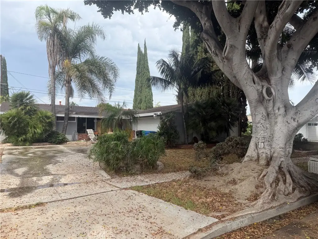 3405 E Harding, Long Beach, CA 90805 - #1