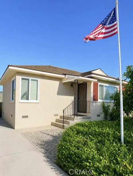 4538 Adenmoor Avenue, Lakewood, CA 90713