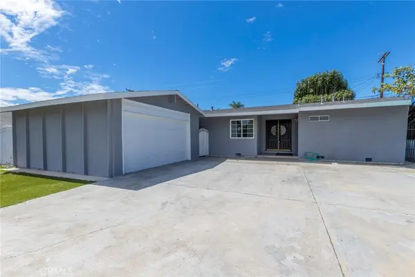 922 Toddy Street, Santa Ana, CA 92703