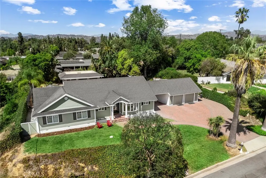 207 Barcelona, Fullerton, CA 92835 - #1
