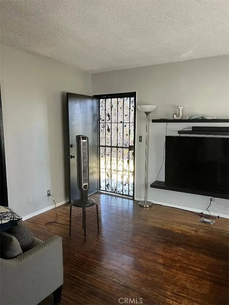 1117 East 85th, Los Angeles, CA 90001 - #2