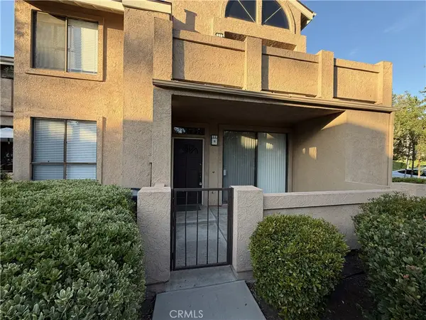 5722 E Stillwater #11, Orange, CA 92869