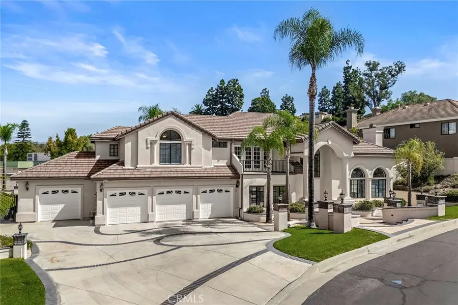 240 S Willowcreek Lane, Anaheim, CA 92808 - #2