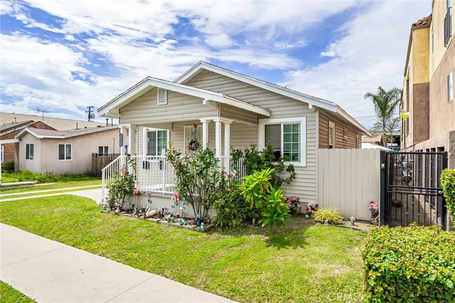 15943 Vermont, Paramount, CA 90723 - #2