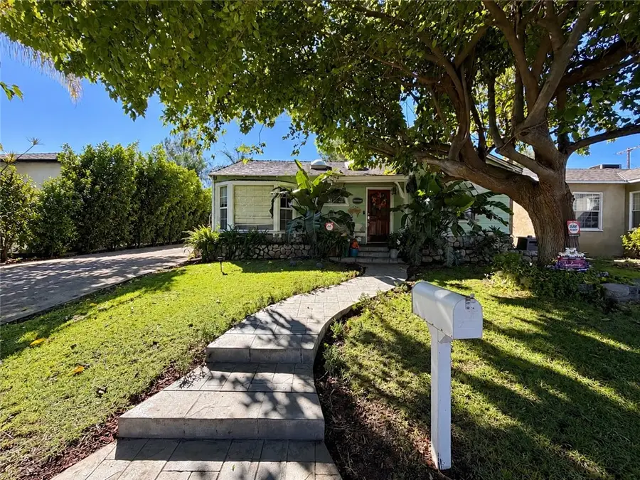17854 Bessemer Street, Encino, CA 91316 - #2