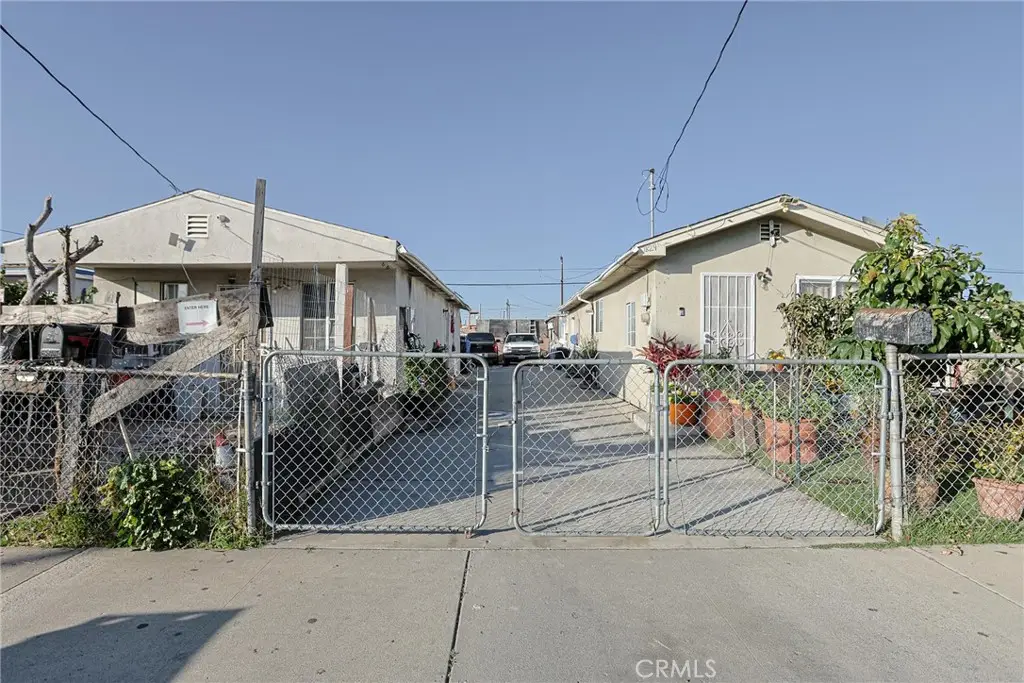 1831 W 3rd, Santa Ana, CA 92703 - #1