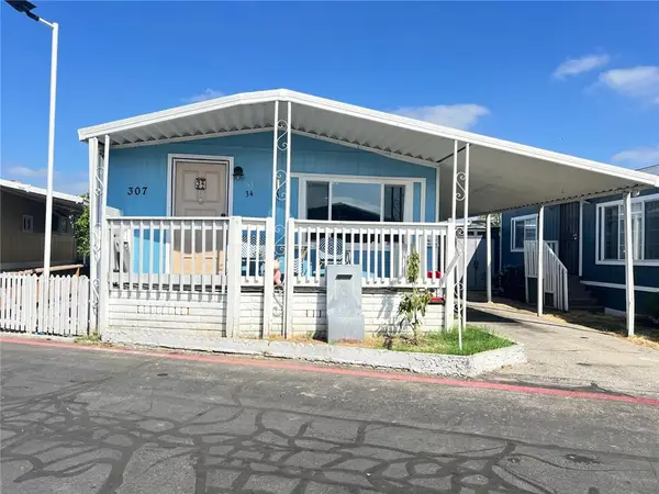 518 S Sullivan Street #34, Santa Ana, CA 92704