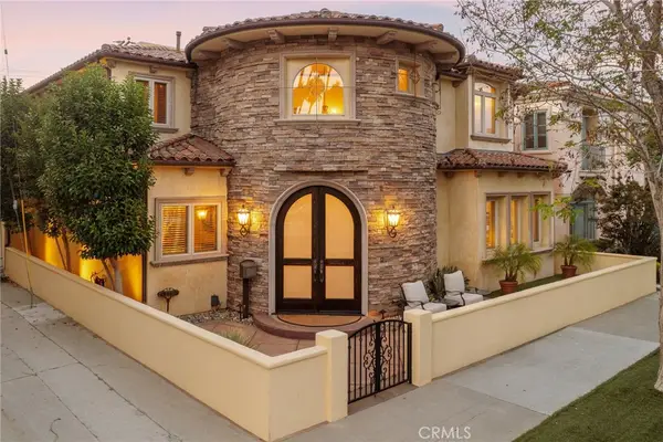 215 The Toledo, Long Beach, CA 90803