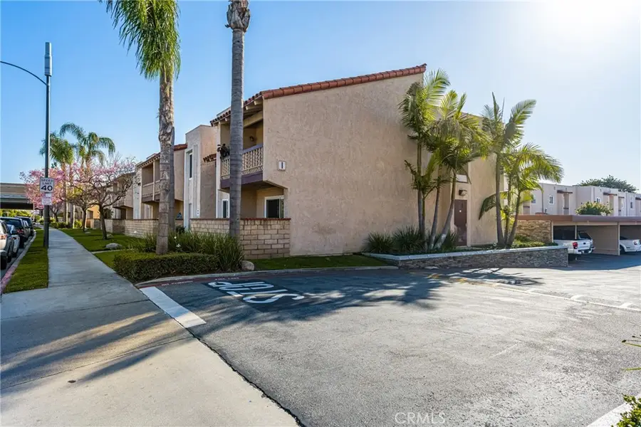 700 W La Veta #I11, Orange, CA 92868 - #3