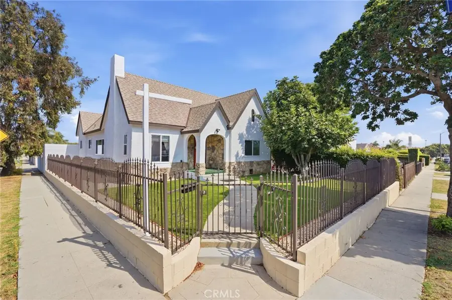 655 W 112th St, Los Angeles, CA 90044 - #3