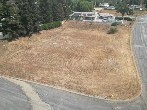 13581 Pineridge Court, Yucaipa, CA 92399