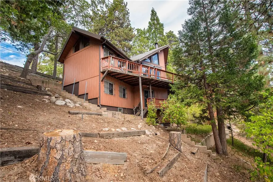 24 Fredalba, Running Springs, CA 92382 - #3