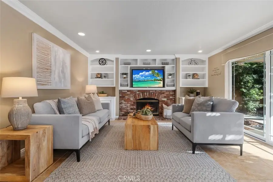 5425 Via Cervantes, Yorba Linda, CA 92887 - #3