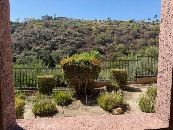 2400 San Gabriel #106, Corona, CA 92882