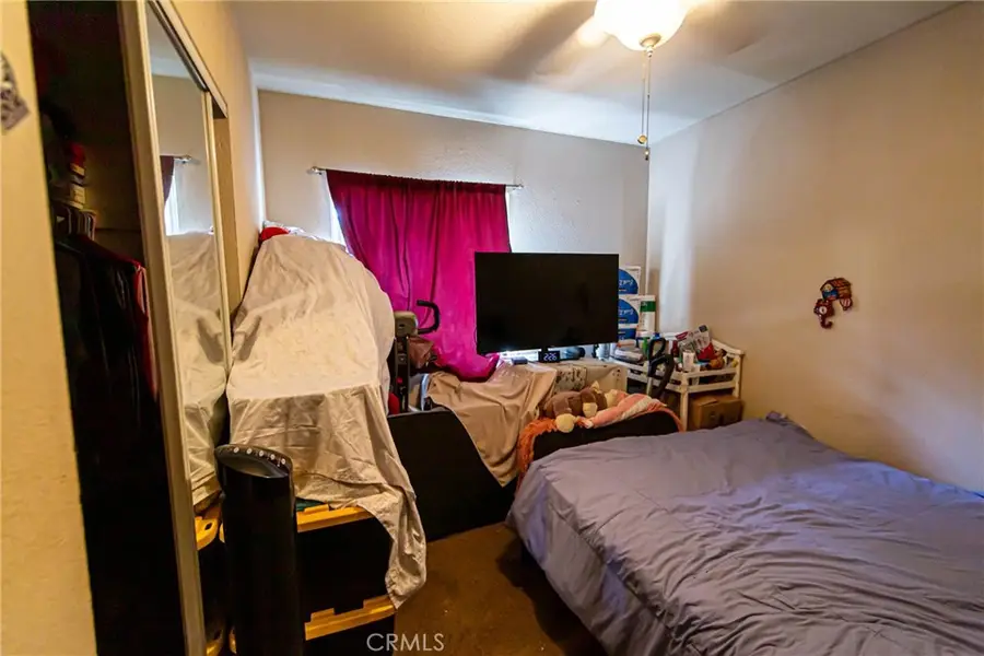 233 W 42nd #1, Los Angeles, CA 90037 - #2