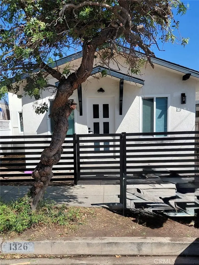 1326 S Cabrillo, San Pedro, CA 90731 - #1