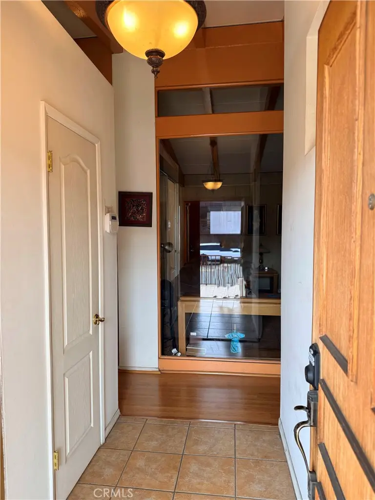 9818 S 2nd, Inglewood, CA 90305 - #3