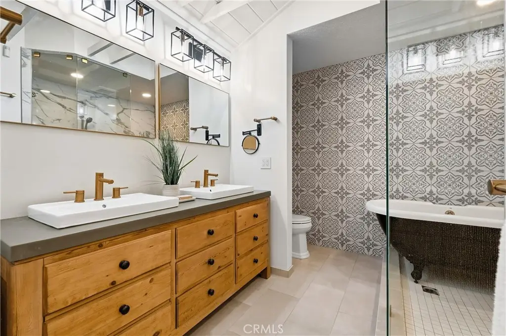 17515 Via Lindo, Tustin, CA 92780 - #1