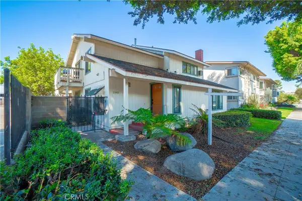 1045 E 3rd Street #4, Long Beach, CA 90802