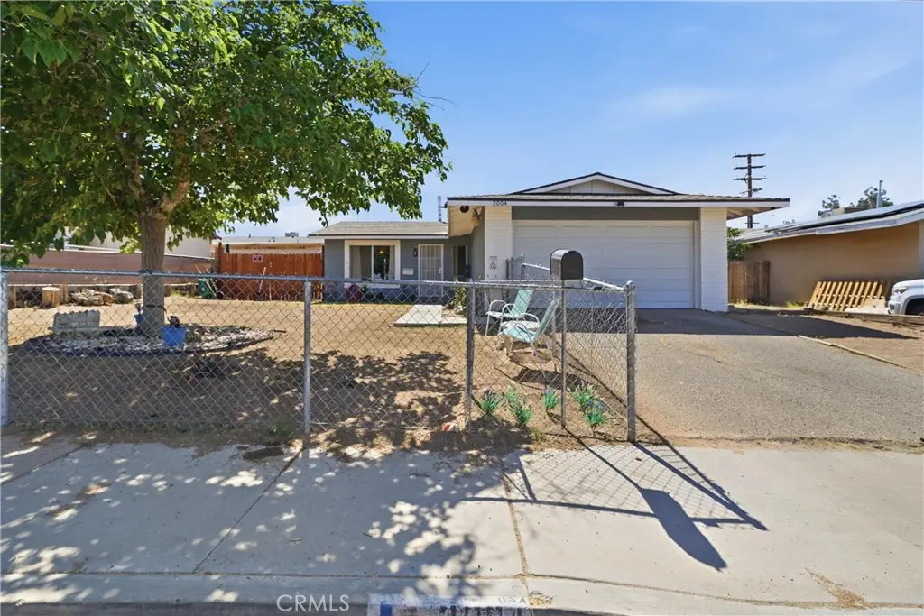 2004 Rushmore, Barstow, CA 92311 - #1