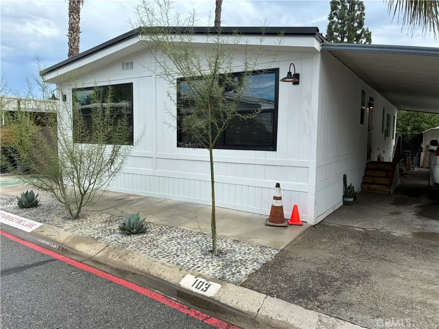 3883 Buchanan #103, Riverside, CA 92503 - #3
