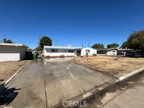 409 E Lingard, Lancaster, CA 93535