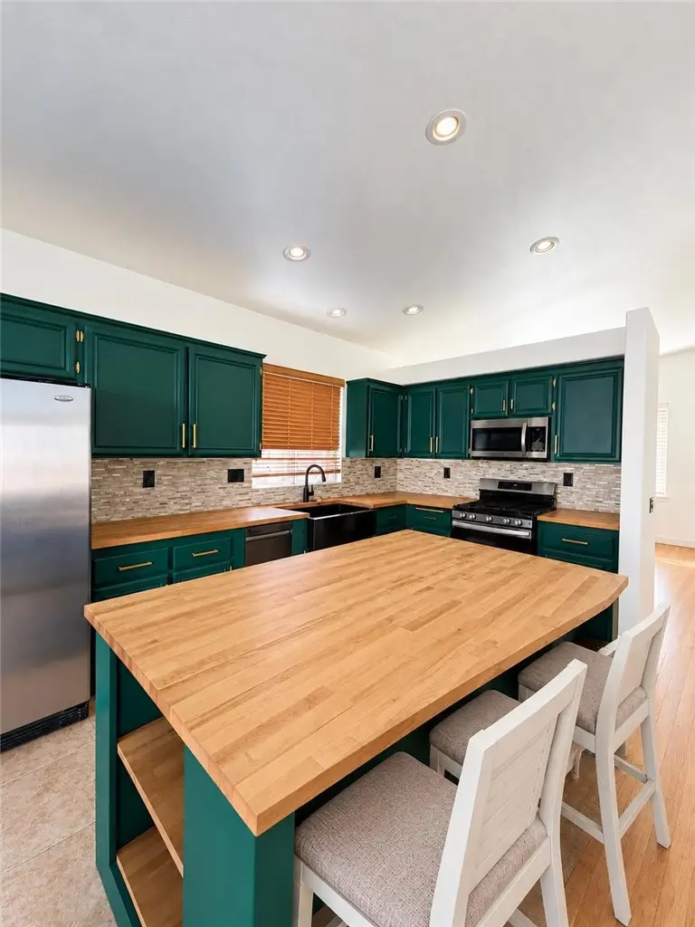 22686 Hannah Court, Corona, CA 92883 - #1