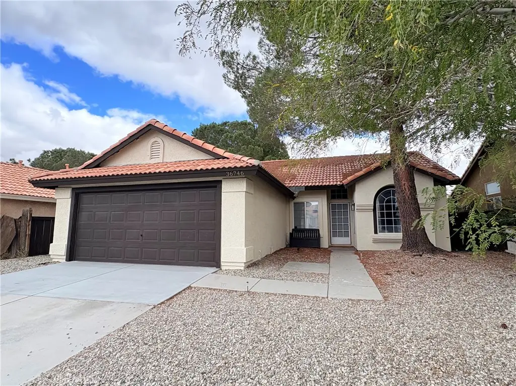36746 Golden Oak, Palmdale, CA 93552 - #1