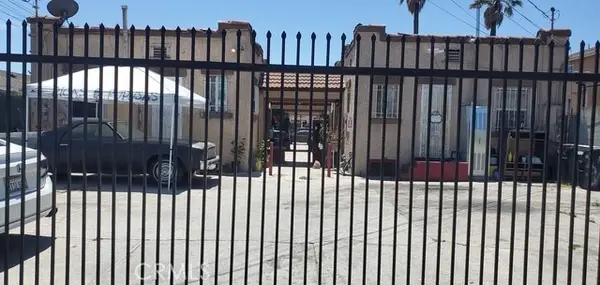 727 W 76th Street, Los Angeles, CA 90044