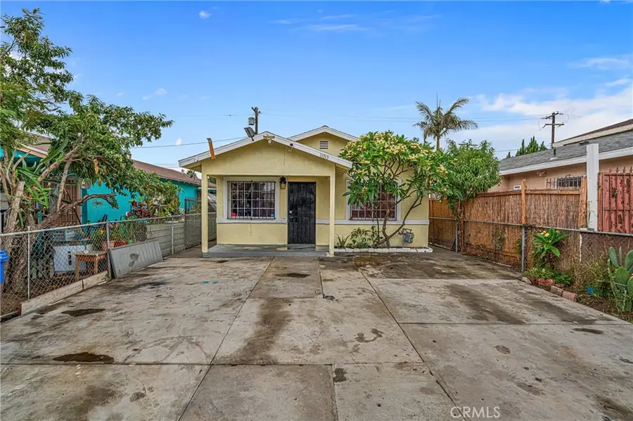 11513 S San Pedro, Los Angeles, CA 90061 - #3