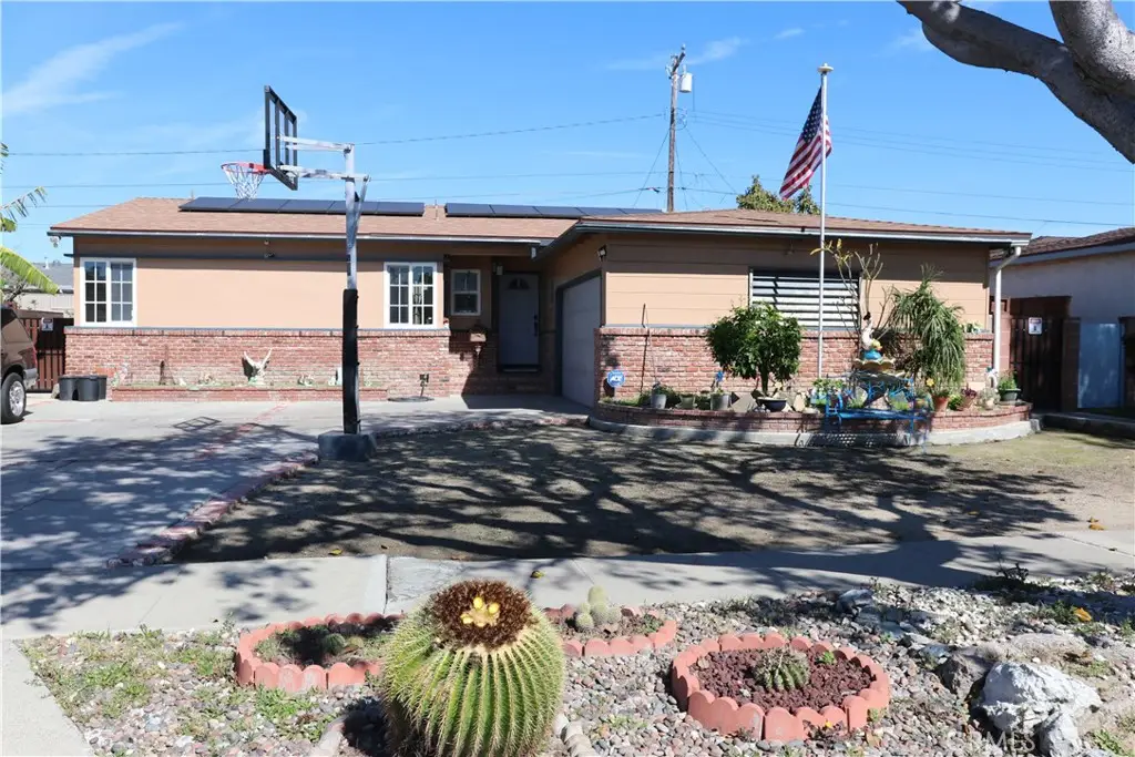 1467 W Roberta, Fullerton, CA 92833 - #1