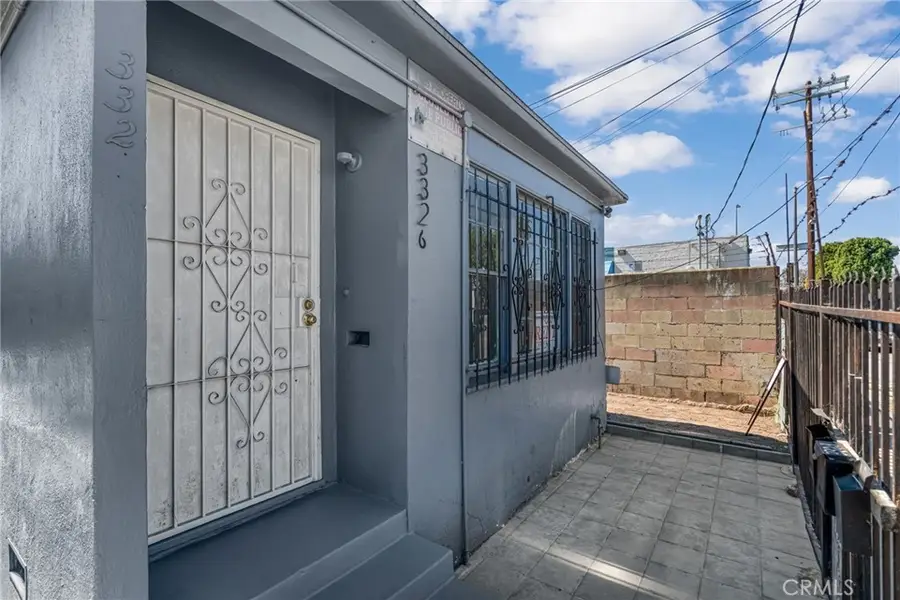 3322 W 63rd Street, Los Angeles, CA 90043 - #3