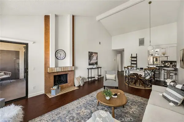 2504 E Willow #302, Signal Hill, CA 90755