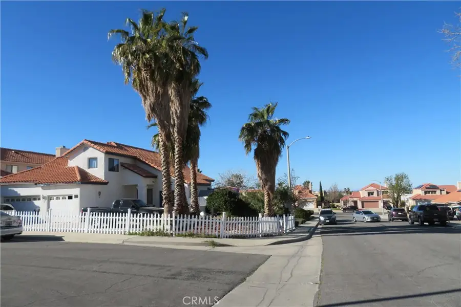 435 Questa Court, Palmdale, CA 93551 - #2